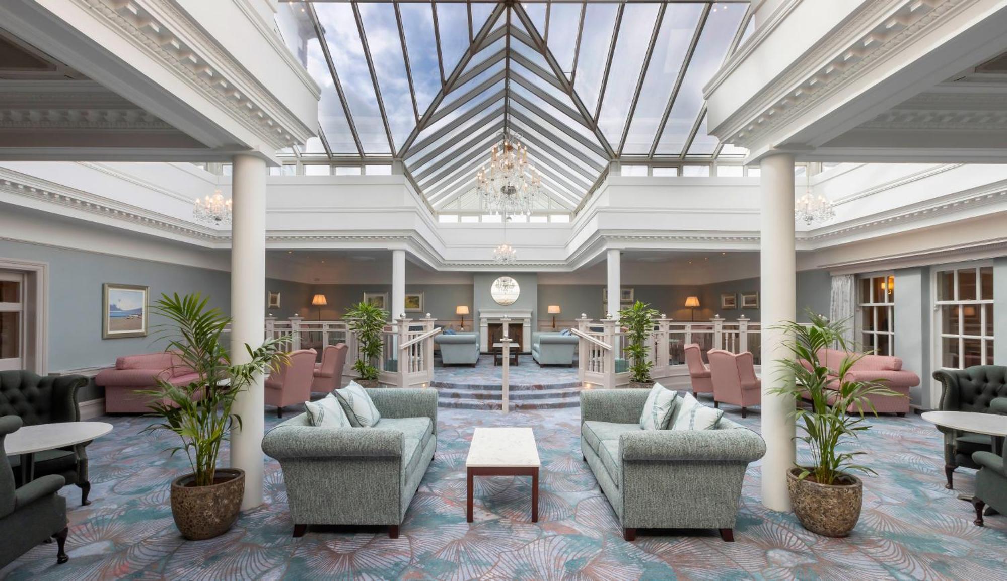Slieve Russell Hotel Балліконнелл Екстер'єр фото